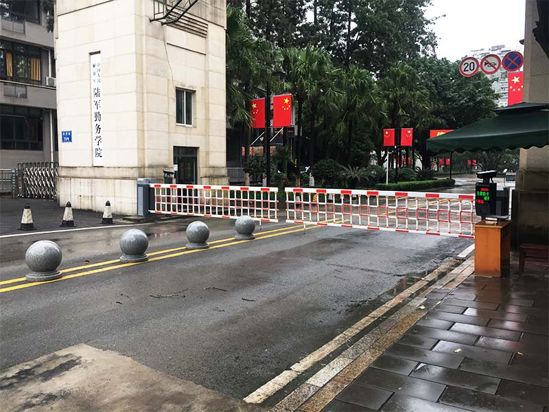 傳統(tǒng)停車場(chǎng)進(jìn)行車牌識(shí)別系統(tǒng)改造需要注意哪些？