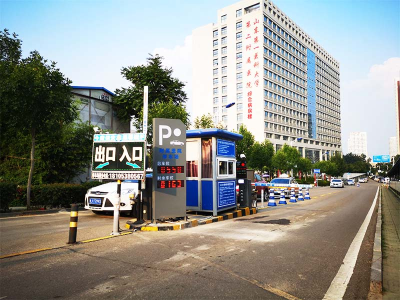 銳方達科技的車牌識別系統(tǒng)是由哪些設備組成？