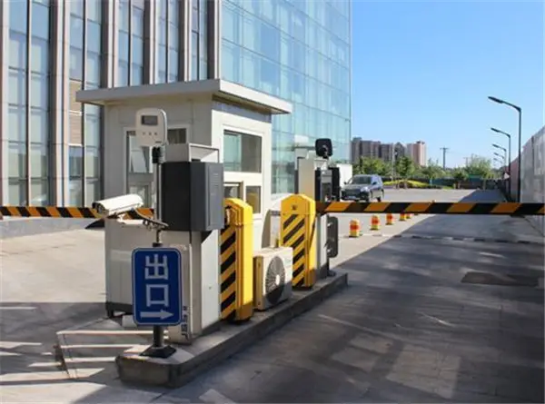 車牌識別系統(tǒng)快速識別車輛信息，無懼任何環(huán)境